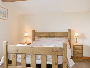 Relaxing double bedroom | Hutter Hill Barn East, Silsden near Skipton