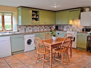 Kitchen/diner | Blackberie Cottage, Nr. Beaminster
