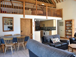 Open plan living space | The Barn - Compton Farm Cottages, Compton, near Chichester