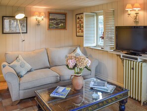 Living room | Swallows Nest, Ilketshall St. Margaret, near Bungay