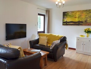 Living and dining room | Discovery - Horselake Farm Cottages, Cheriton Bishop