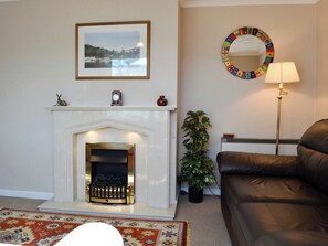 Cosy and comfortable living room | Tan Y Fownog, Penrhyndeudraeth