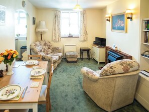 Living room/dining room | Columbine Cottage, Ross-on-Wye