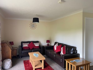 Living area | Tresco - Rosecraddoc Holiday Village, Liskeard