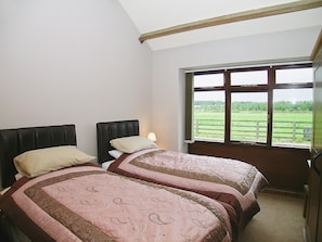 Twin bedroom | Rising Sun Cottage, Aldwark, nr. Tollerton