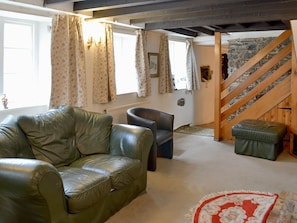 Living room with beamed ceiling | Mill Cottage, Buckfastleigh, near Dartmoor