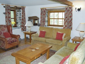 Spacious living room | The Garth - Blakebeck Farm, Mungrisdale, near Threlkeld