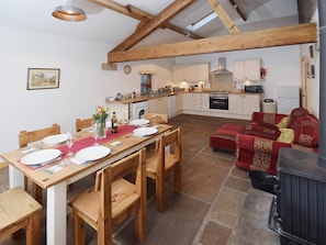 Kitchen/diner | Bramley Farm Cottages - Bramble Cottage, Whalley