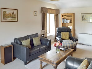 Spacious living room | Allt Maen - Woodview Cottages, Lowick Bridge