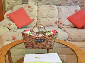 Cosy living area | The Garden Room - Cobblestones, Marldon, near Paignton