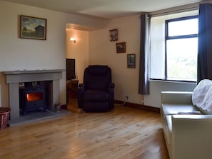 Wonderful comfortable living room | Wood Cottage, Buxworth, High Peak
