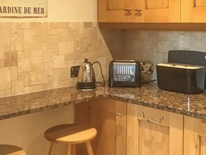 Kitchen area | Ebba’s Neuk, Beadnell