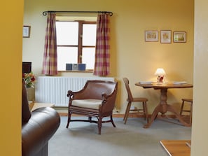 Living room/dining room | The Gig House, Stonham Aspal