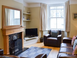 Living room/dining room | Sandpipers, Padstow