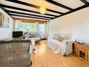 Living area | Marlott - Bowling Green Farm, East Orchard, near Shaftesbury