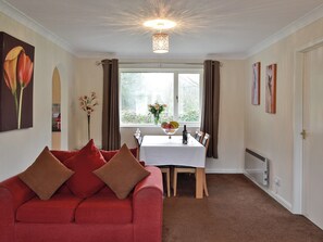 Living room and dining area | Trebah - Rosecraddoc Holiday Village, Liskeard