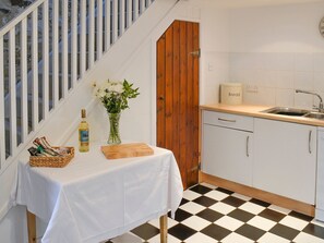 Kitchen | Wood’s Barn - East House Farm and Wood’s Barn, Beckermonds, near Kettlewell