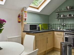 Open plan living/dining room/kitchen | Biggan Mews, York