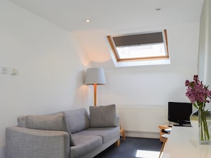 Comfortable living area | Biggan Mews - Oxtoby’s Cottages York, York