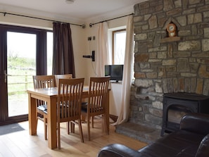 Living / dining area | The Cart Shed - Three Rivers Farm Cottages, Ferryside