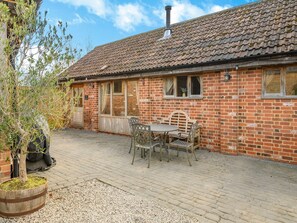 Exterior | The Parlour - Milton End Farm Barns, Arlingham, near Frampton-on-Severn