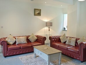 Cosy living area | Stable - Rosecraddoc Manor, Near Liskeard