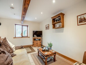 Living room | The Granary - Court Farm Holiday Barns, Bream, near Lydney