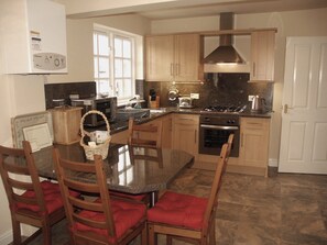 Kitchen and dining area | Bay Tree, Keswick