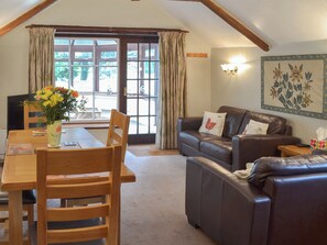 Spacious living/ dining room | Garden Cottage, Halwell, near Totnes
