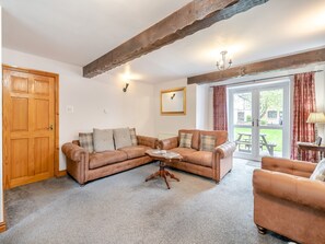 Living room | Big Barn - Hopgrove Farm Cottages, York
