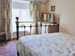 Double bedroom | Ryecroft, Hope Valley