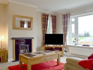 Comfortable living/ dining room | Brandelhow, Keswick