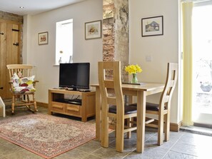 Open plan living/dining room/kitchen | The Lodge at the Granary, Gretton, nr. Cheltenham