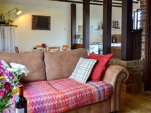 Lounge area | Apple Cottage - Lower Marley Farm, Sedlescombe, near Battle