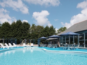 Swimming pool | The Valley - Villa Gallery - The Valley Cottages, Carnon Downs, near Truro