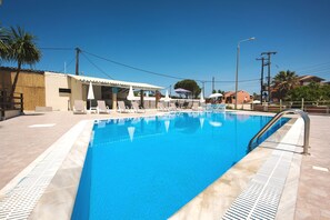 Udendørs pool