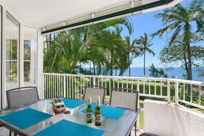 3BR Waterfront "The Beach House" - Wifi
