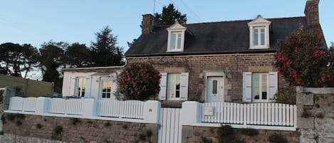 Façade du gîte.