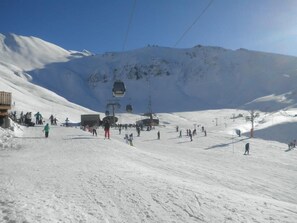 Snow and ski sports