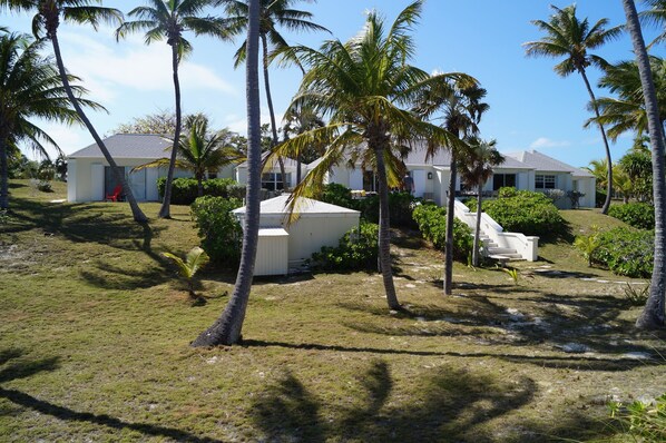 Front of house facing the ocean