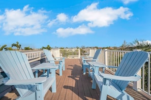 Rooftop Deck