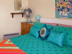 Double bedroom | Ripples, Horning