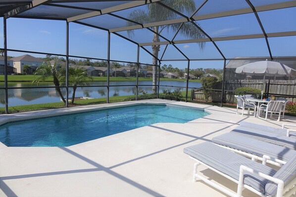 Extra large lakeside pool deck
