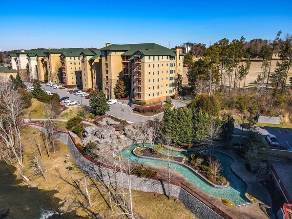 Riverstone - lazy river