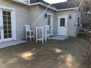 The Dove suite, backyard view