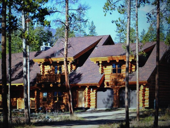 Welcome to the Winter Park Cabin!