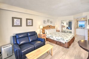 Daytona Beach Resort – Oceanside Resort -5th Floor Oceanfront Studio