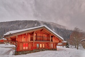 Stunning winter Chalet in Argentière Chamonix