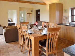 Open plan living/dining room/kitchen | The Cart Shed - Decoy Farm Holiday Cottages, High Halstow, near Rochester