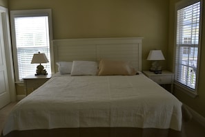 King size bed in the Master